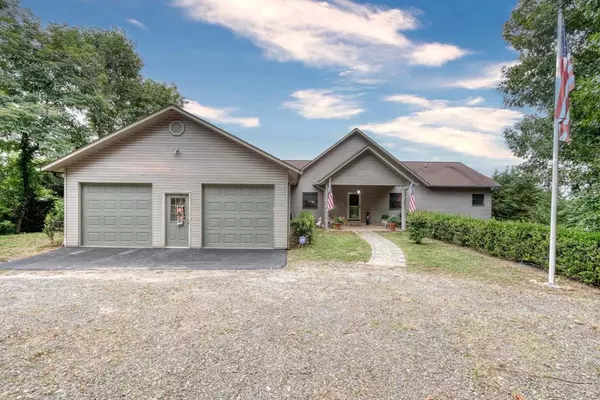 Hayesville, NC 28904,645 E. Double Knob