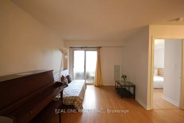 Toronto C14, ON M2N 6V6,88 Grandview WAY #315