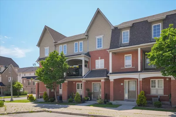 Oakville, ON L6H 7S6,2360 Parkhaven BLVD #2