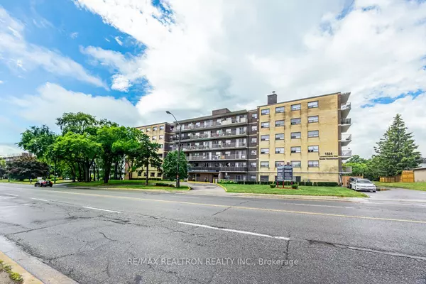 2515 Eglington AVE W #302, Toronto W03, ON M1K 2R1