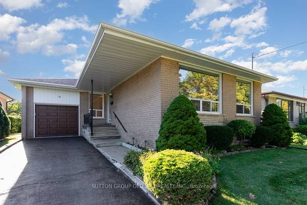 18 Bankfield DR, Toronto W10, ON M9V 2P6