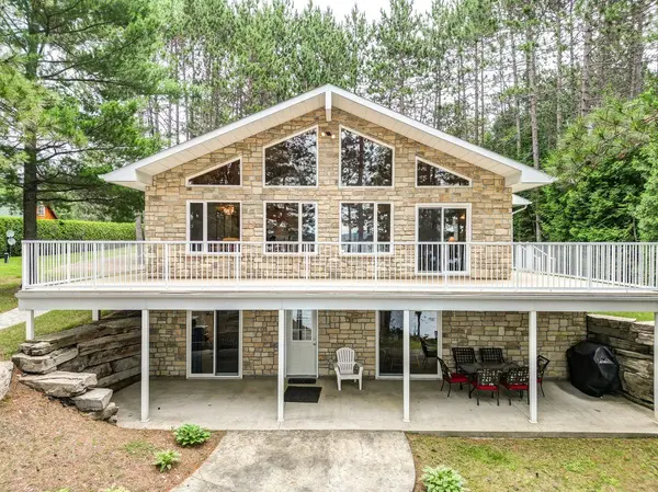 South Algonquin, ON K0J 2M0,1586 North McKenzie Lake RD