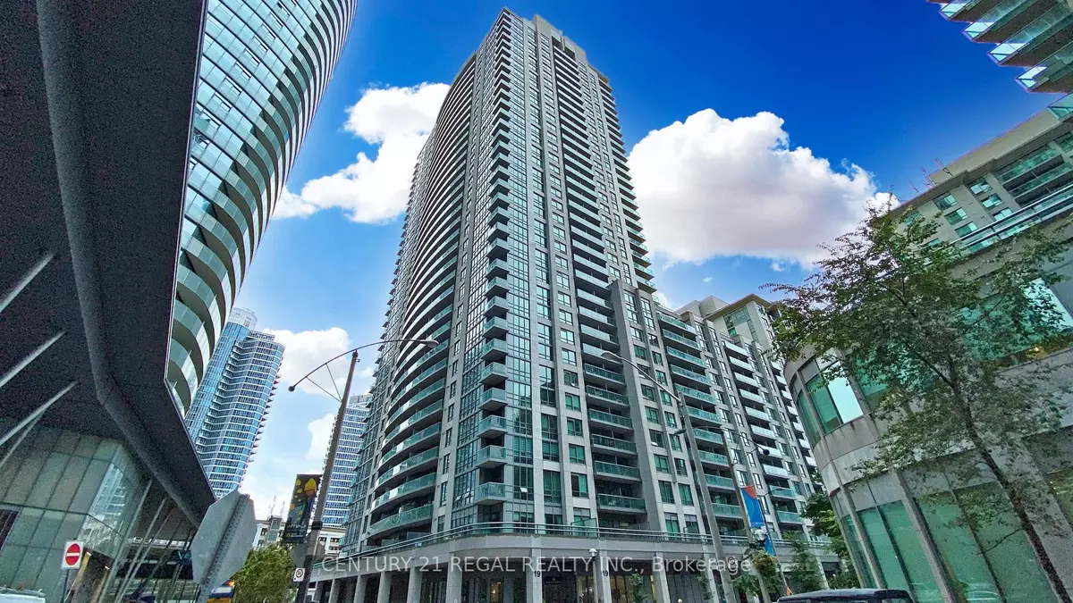 Toronto C01, ON M5J 3A3,19 Grand Trunk CRES #601