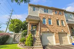 Whitby, ON L1N 9M7,61 Aspen Park WAY