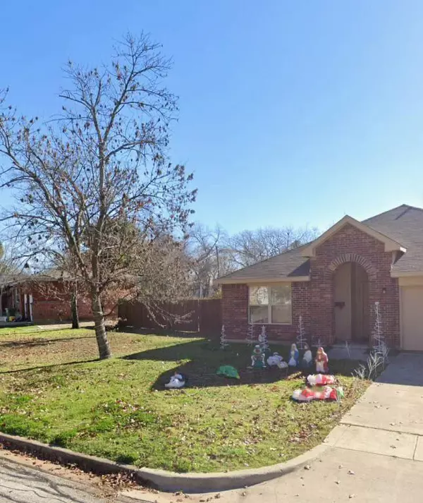 344 Patricia Lane, Bedford, TX 76022