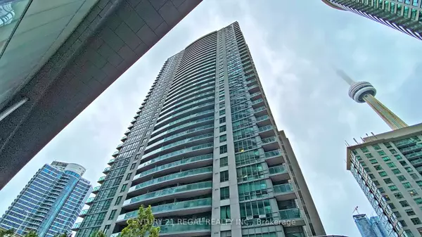 Toronto C01, ON M5J 3A3,19 Grand Trunk CRES #601