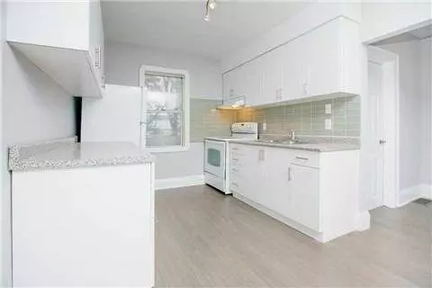 Toronto E03, ON M4C 1X1,79 Dentonia Park AVE #- Upper