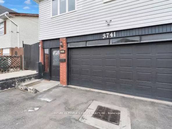 Mississauga, ON L4T 3M1,3741 Keenan CRES