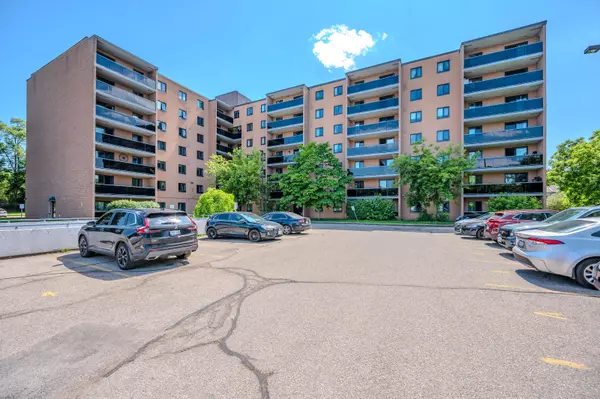 Kitchener, ON N2M 5E4,29 West AVE #410