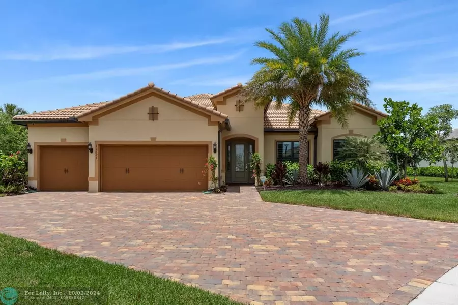 11625 Sally Ann Drive, Palm Beach Gardens, FL 33412