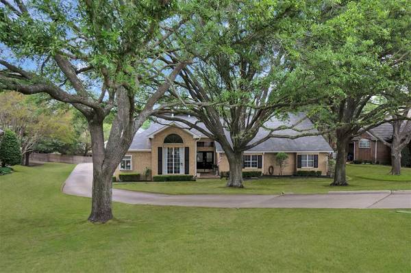 1613 Bay Crest Trail, Heath, TX 75032