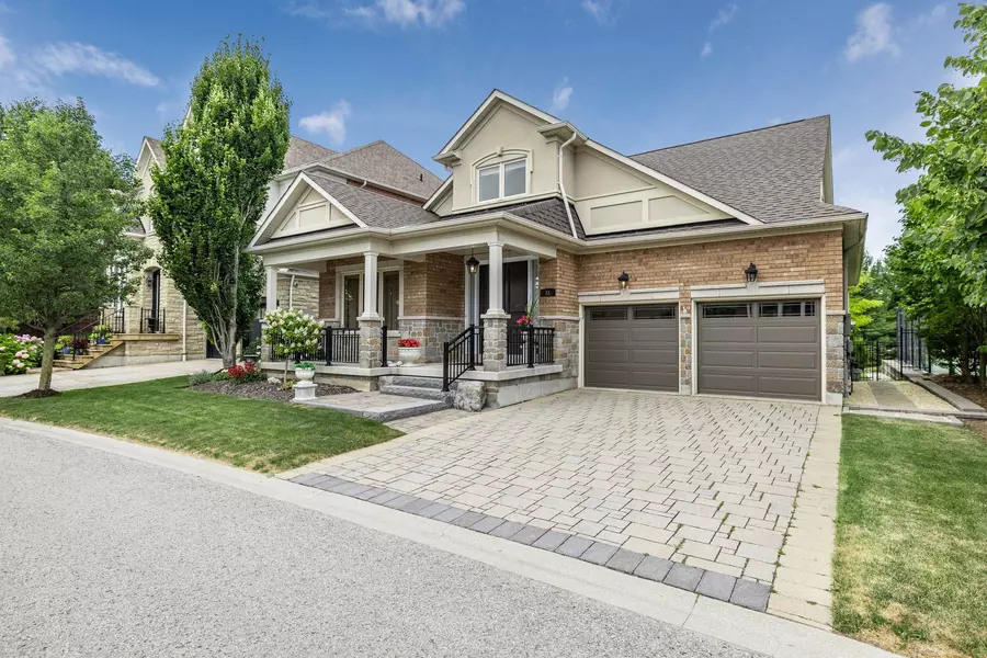 31 Emerald Heights DR #7, Whitchurch-stouffville, ON L4A 0C8