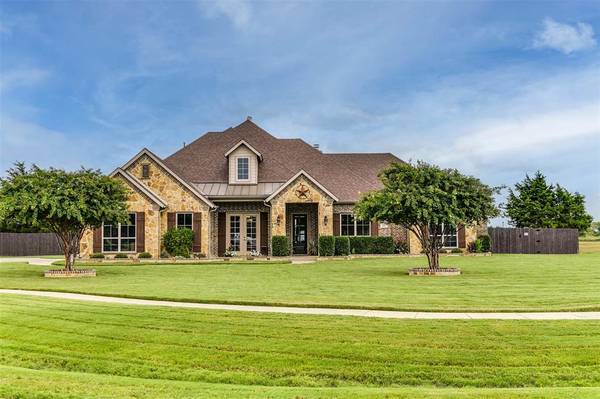 428 Rugged Drive, Red Oak, TX 75154