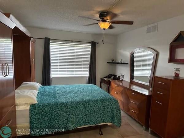 Sunrise, FL 33322,9350 Sunrise Lakes Blvd  #101