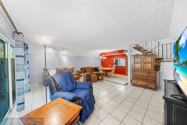 Davie, FL 33314,6777 SW 39th Ct #85