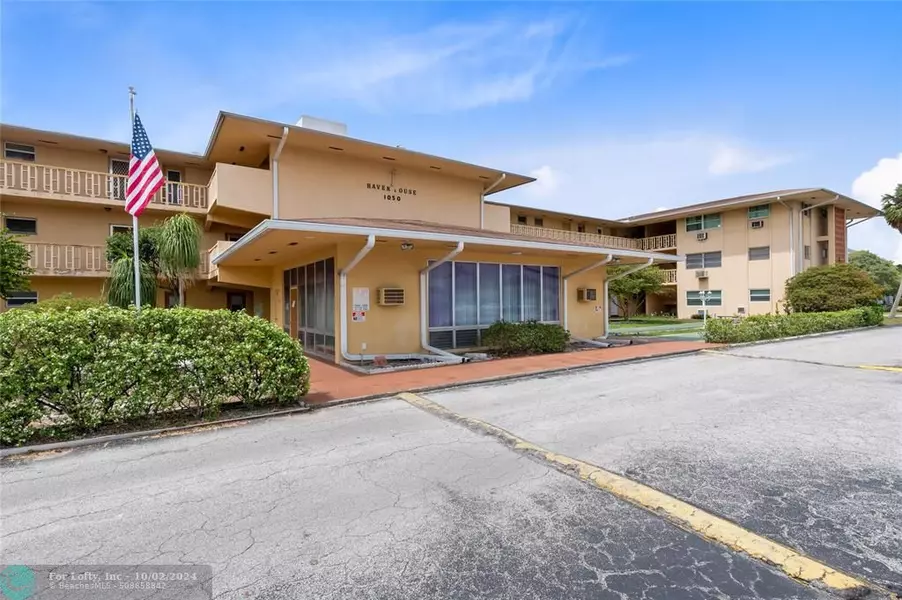 1050 E Sample Rd  #206, Pompano Beach, FL 33064