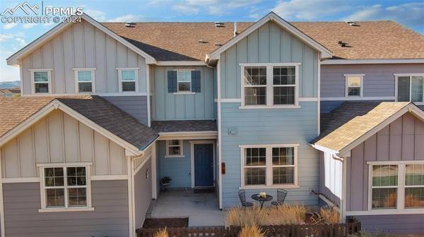 93 Mayflower ST, Colorado Springs, CO 80905