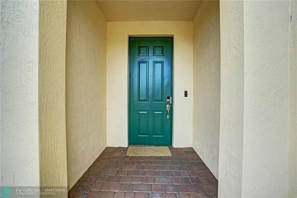 Davie, FL 33328,4756 Sundance Way  #4756