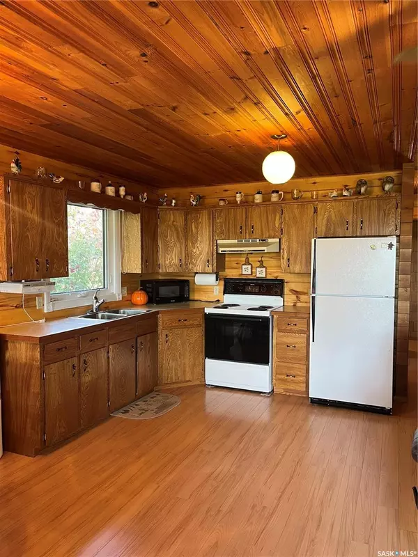 Burgis Beach, SK S7N 4M9,1023 Whitesand AVENUE