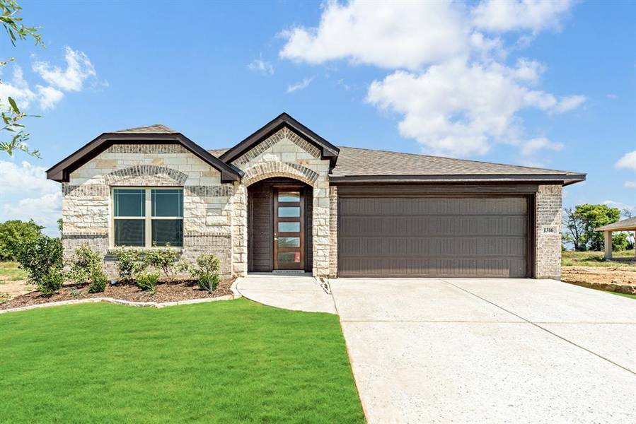 1316 Kettlewood Drive, Godley, TX 76044