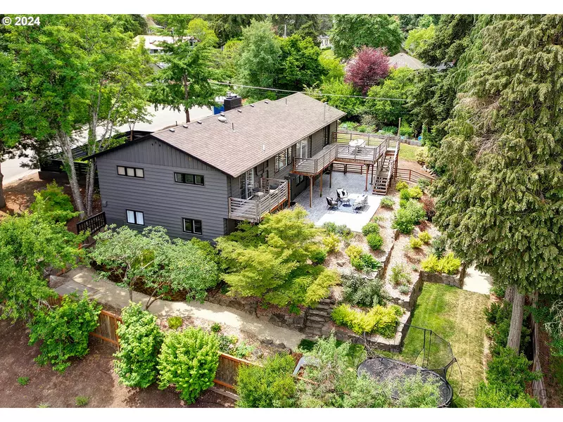 1029 LAUREL ST, Lake Oswego, OR 97034