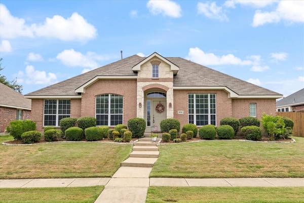 8010 Wilmington Drive, Rowlett, TX 75089