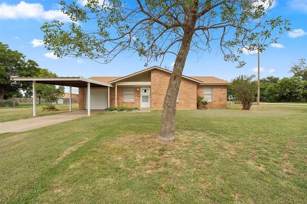 Ranger, TX 76470,207 Summitt Street