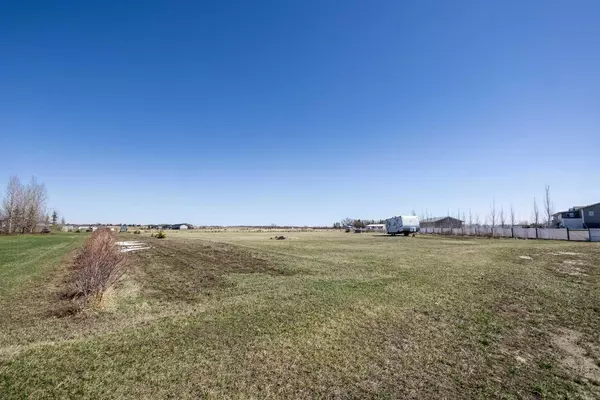 Rural Stettler No. 6 County Of, AB T0C 2L0,3 Armand Close