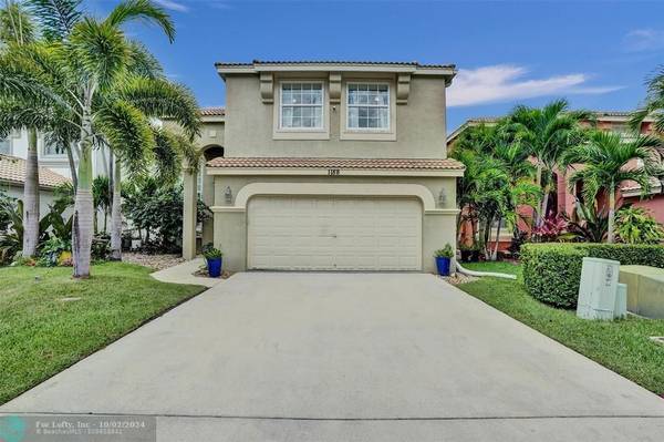 1188 Oakwater Dr, Royal Palm Beach, FL 33411