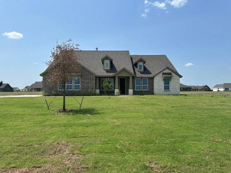 3104 White Oak Road, Oak Ridge, TX 75160