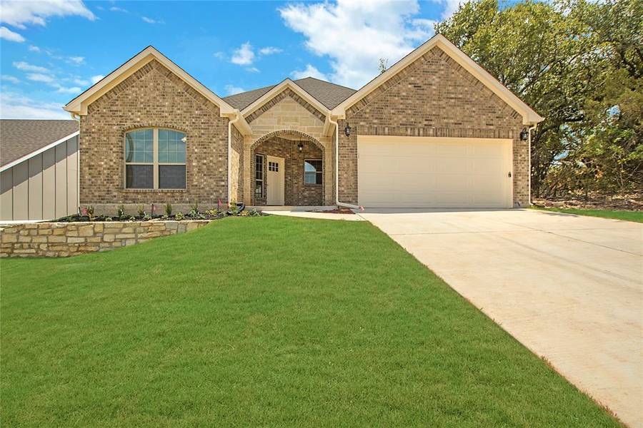 2519 Hillcrest Drive, Granbury, TX 76048