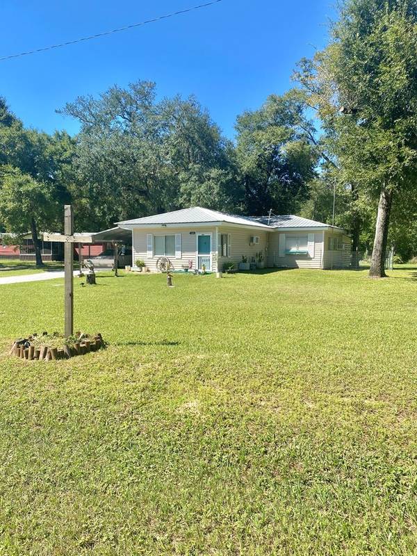 159 S Murphy Rd, Wewahitchka, FL 32465