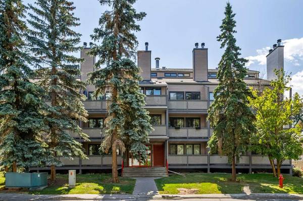 414 Squirrel ST #306, Banff, AB T1L 1C8