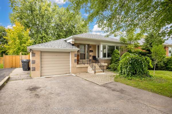 52 Acton AVE, Toronto C06, ON M3H 4G8