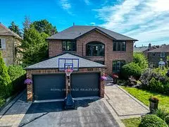 Pickering, ON L1V 3Z7,505 Braeburn CRES