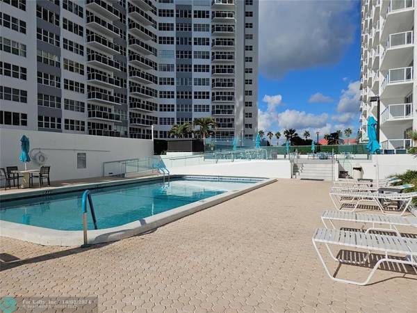 Fort Lauderdale, FL 33308,3750 Galt Ocean Dr  #209