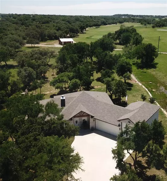 7274 Feather Bay Blvd, Brownwood, TX 76801