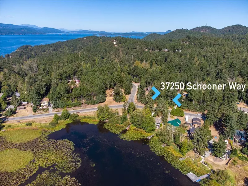 37250 Schooner Way, Pender Island, BC V0N 2M2