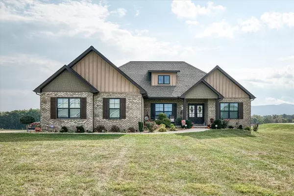 Crossville, TN 38572,877 Shadow Mountain Dr