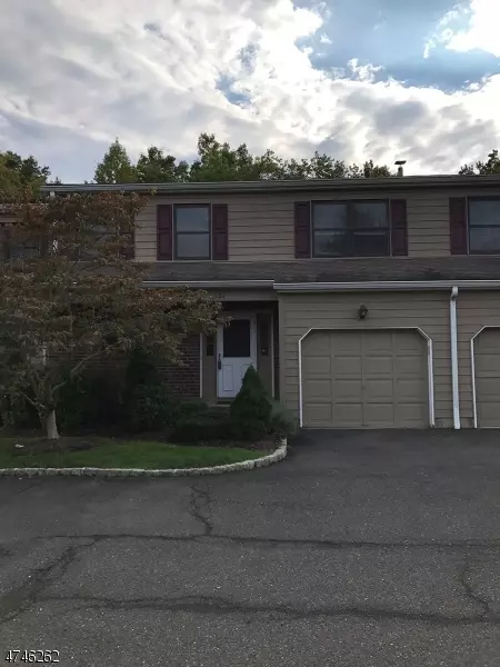 121 Sunrise Dr, Long Hill Twp., NJ 07933