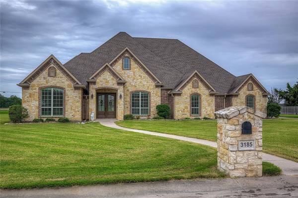 3185 Legacy Oaks Circle, Greenville, TX 75402