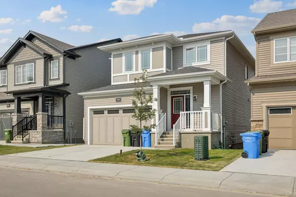 Calgary, AB T4B 3P5,160 Carringham WAY NW