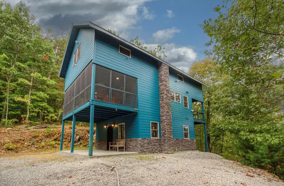 2500 Joe Brown Hwy, Tellico Plains, TN 37385