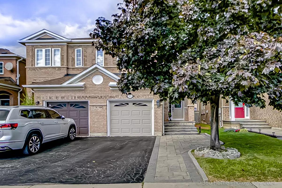 Mississauga, ON L5M 7E4,5639 Raleigh ST