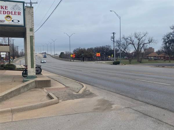 Brownwood, TX 76801,1017 Austin Avenue