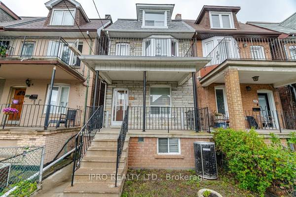 136 Marchmount RD, Toronto C02, ON M6G 2B1