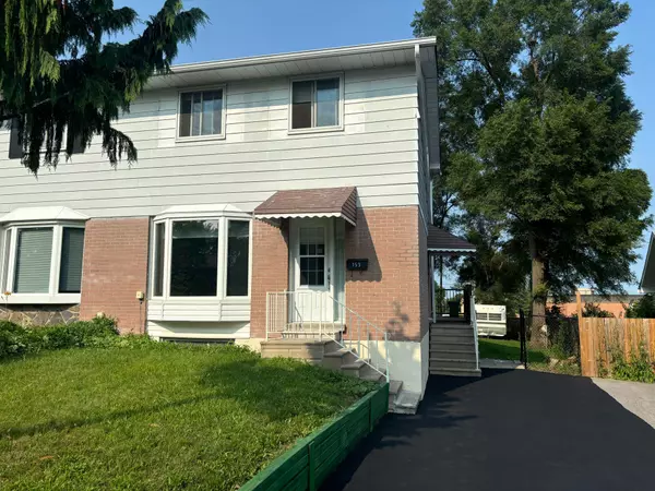 Barrie, ON L4M 2Y7,153 Daphne CRES