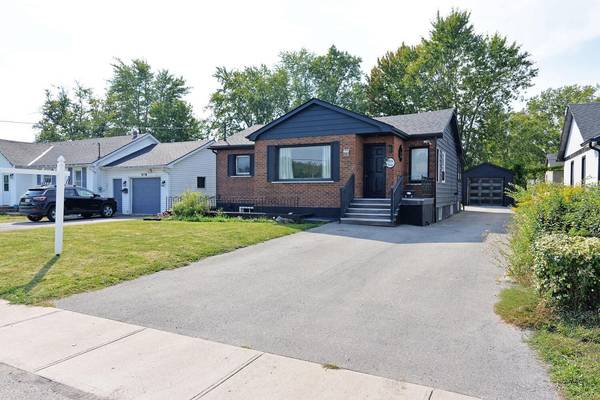 Fort Erie, ON L2A 4R3,681 Crescent RD