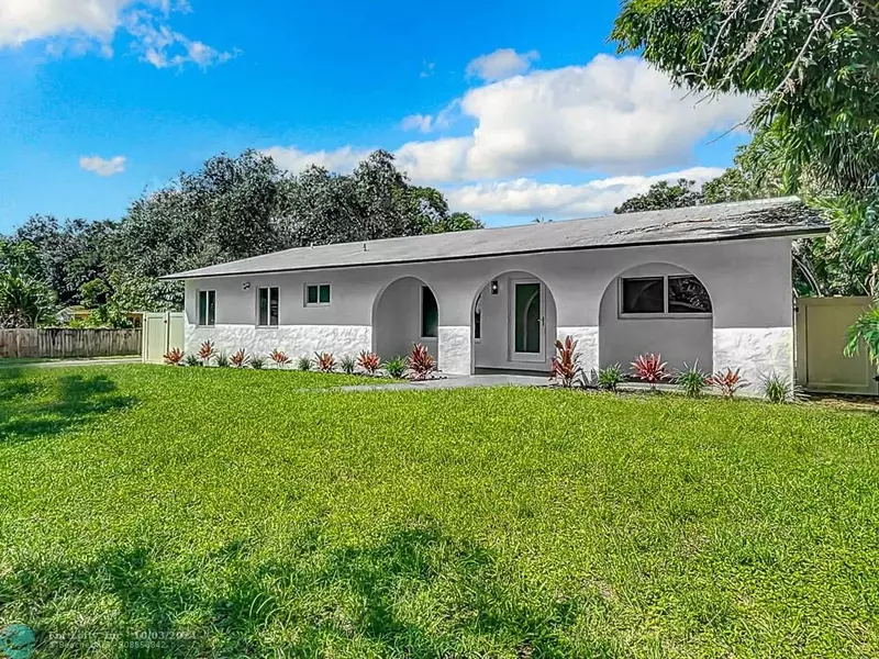 4935A SW 27th Ter, Dania Beach, FL 33312