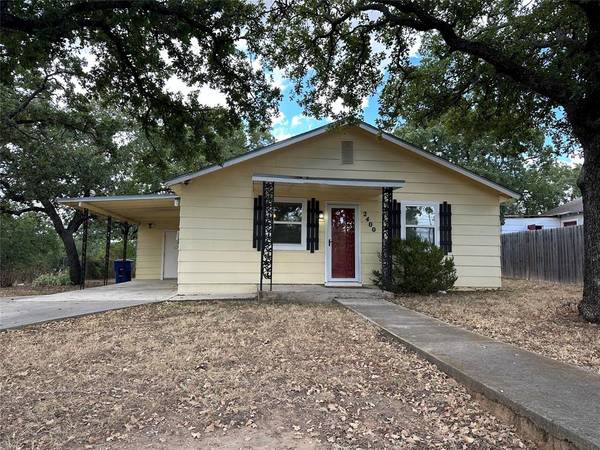 2400 Avenue I, Brownwood, TX 76801